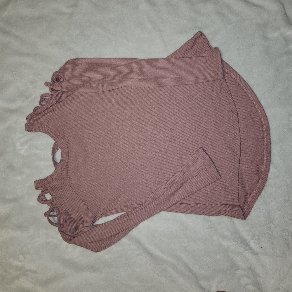 Pink thin sweater